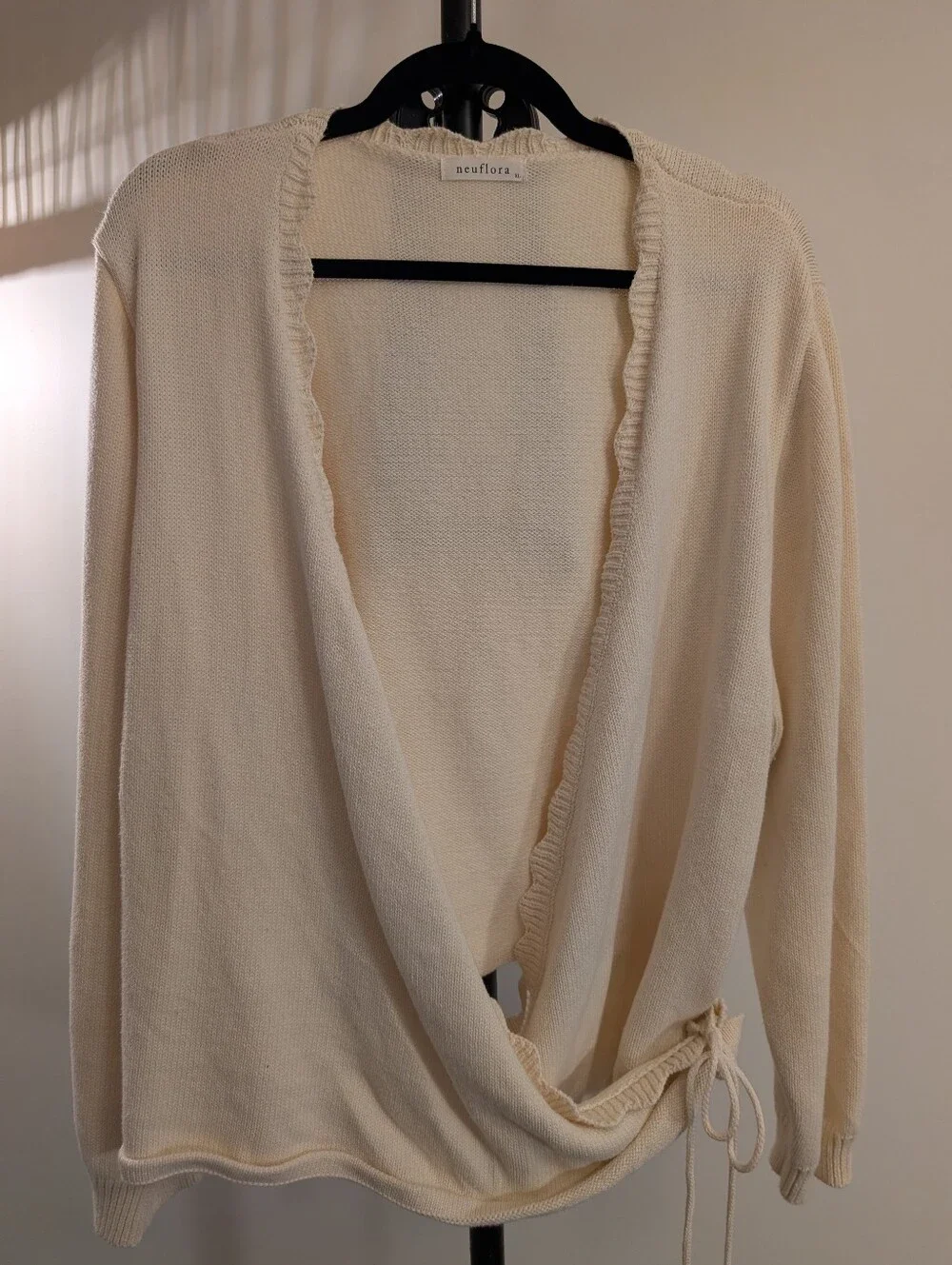 Neuflora Cream Wrap Sweater